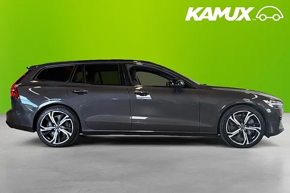 Volvo V60 2025 photo 2