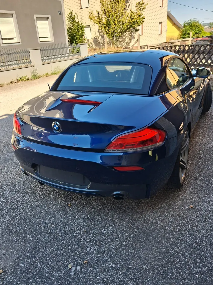 BMW Z4 2009 photo 2