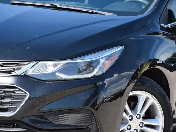 Chevrolet Cruze 2018 photo 3