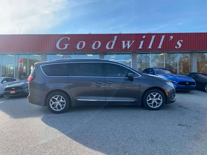 Chrysler Pacifica