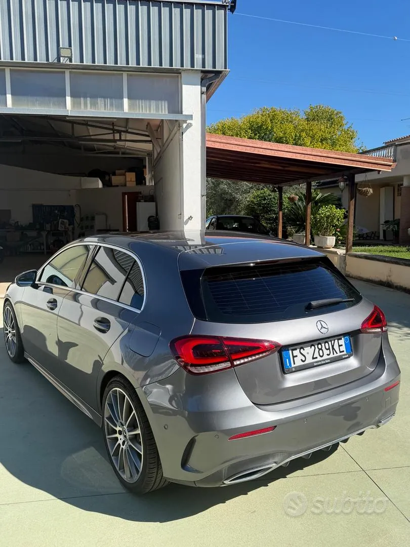 Mercedes-Benz A 180 2018 photo 4