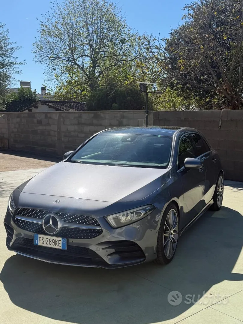 Mercedes-Benz A 180 2018 photo 2