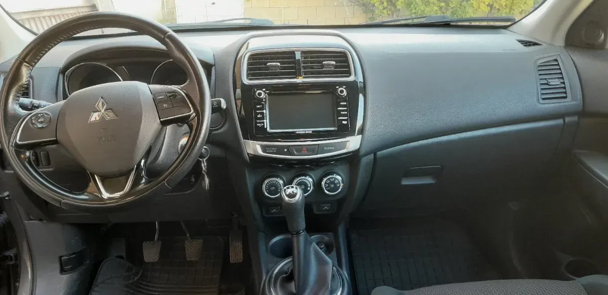 Mitsubishi Asx 2016 photo 3