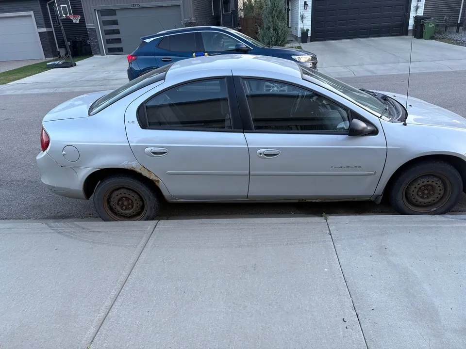 Chrysler Neon 2000 photo 3