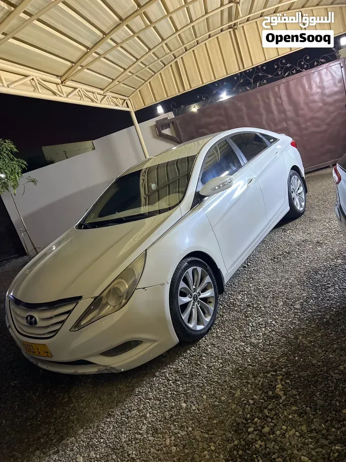 Hyundai Sonata 2012 photo 2