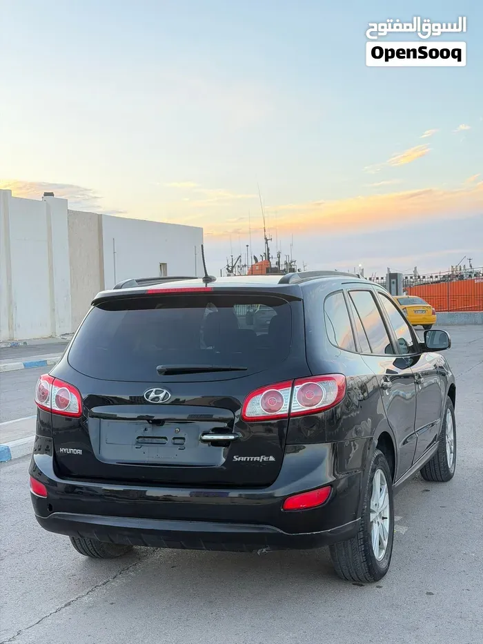 Hyundai Santa Fe 2012 photo 4