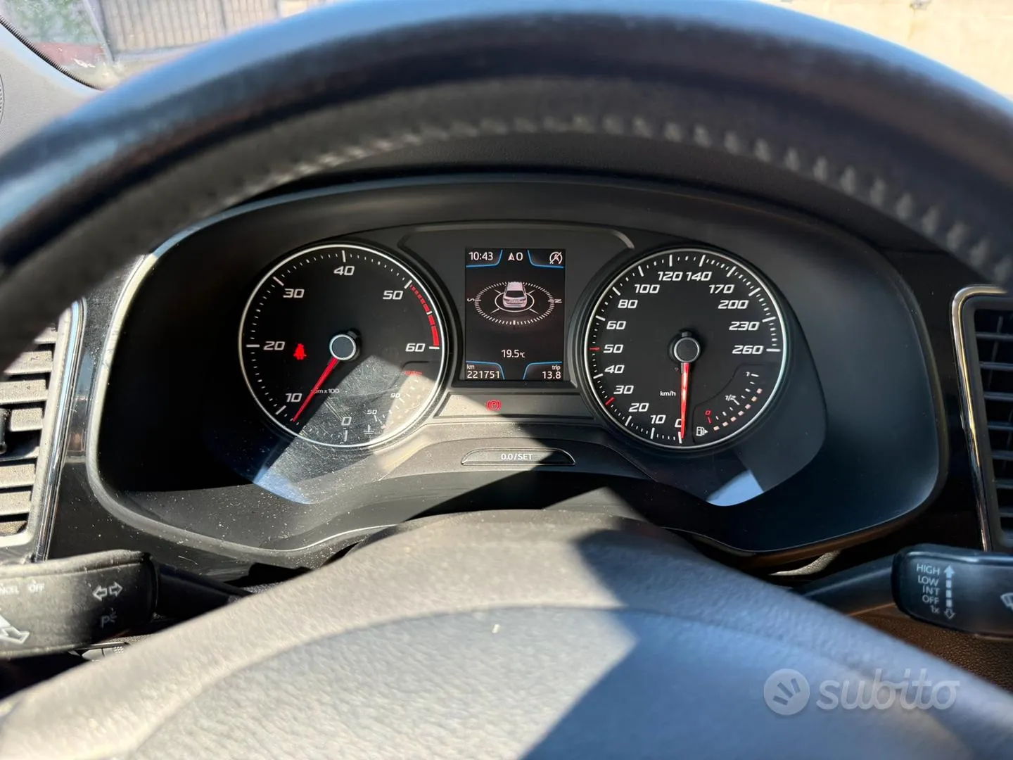 Seat Leon 2014 photo 2