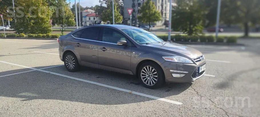 Ford Mondeo 2012 photo 4