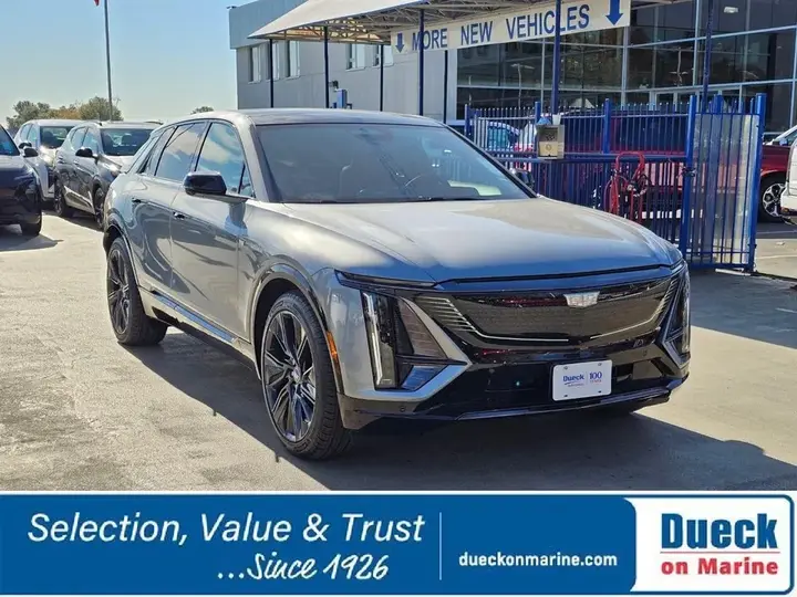 Cadillac Lyriq 2027 photo 2
