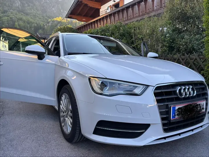 Audi A3 2013 photo 2
