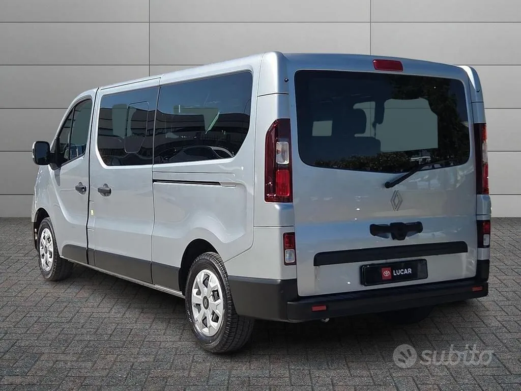 Renault Trafic 2024 photo 4