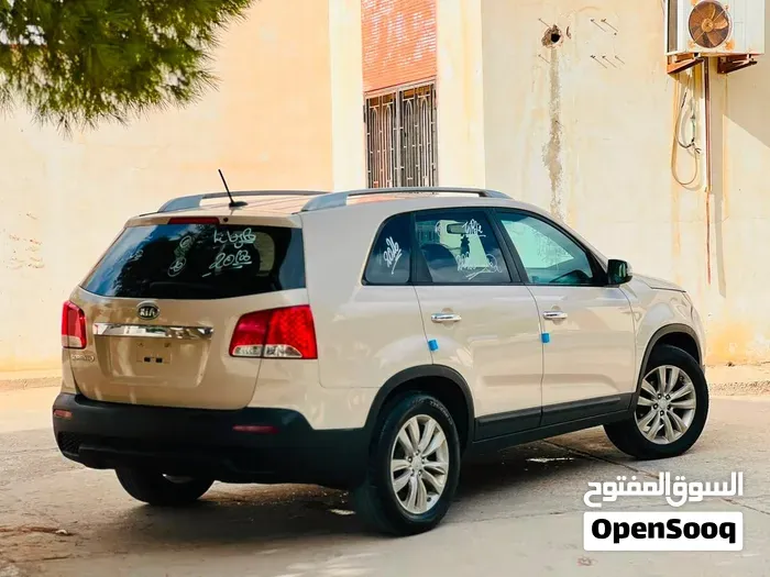 Kia Sorento 2012 photo 4