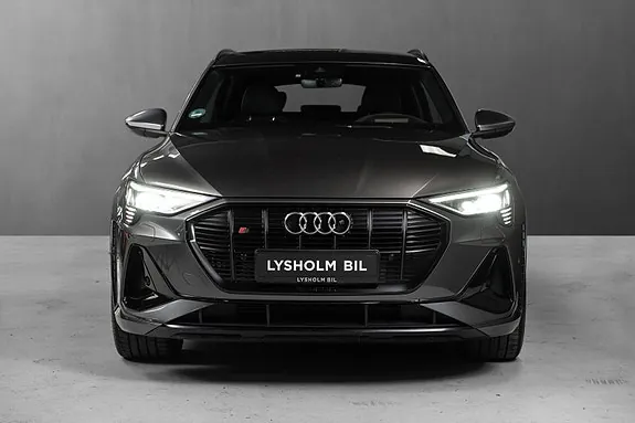 Audi E-Tron S 2022 photo 3