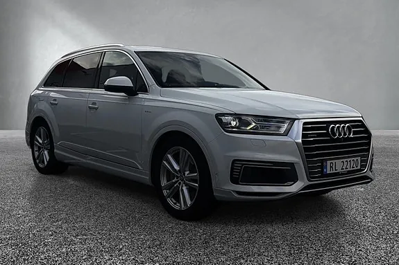Audi Q7 2017 photo 3