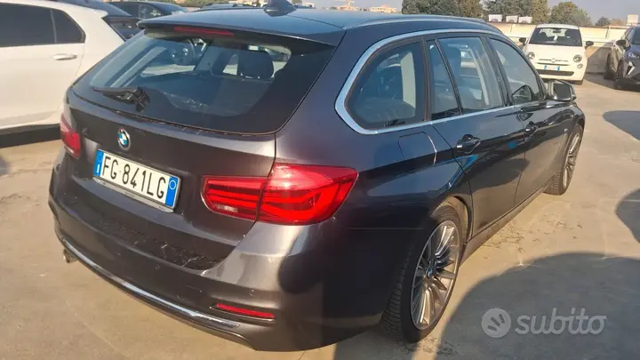 BMW 318 2016 photo 3