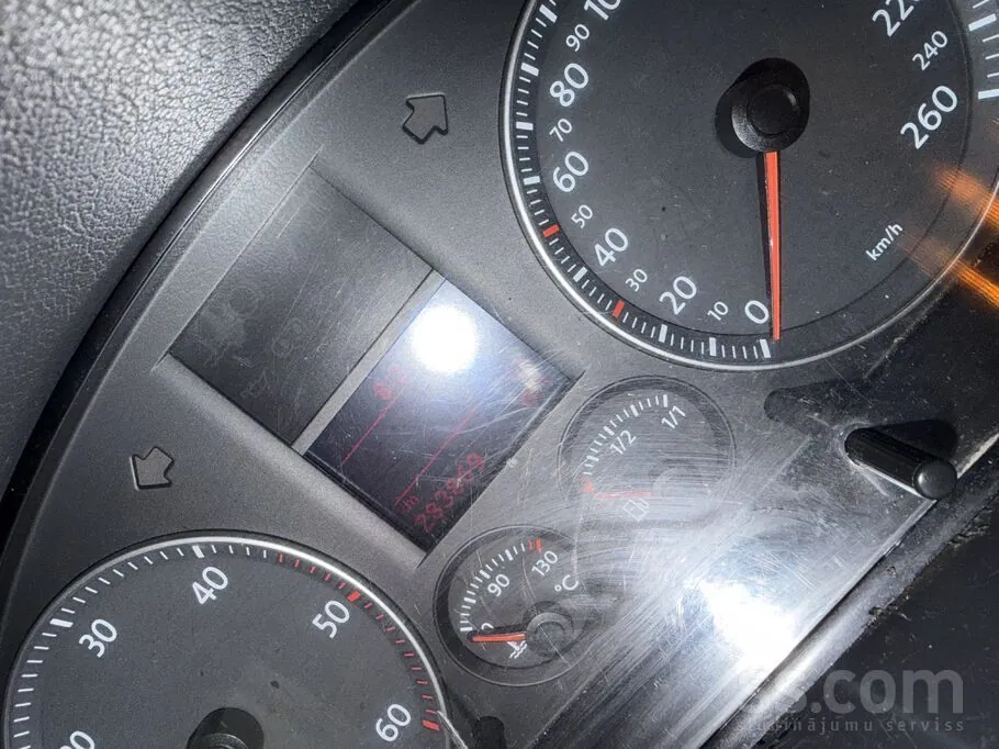 Volkswagen Touran 2004 photo 5