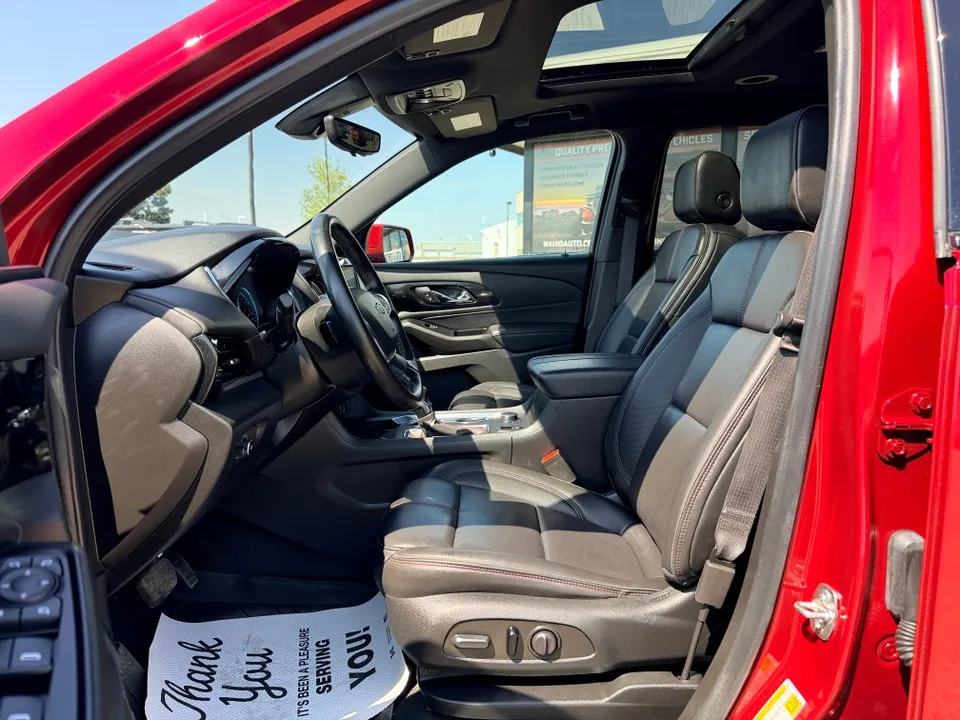 Chevrolet Traverse 2023 photo 2