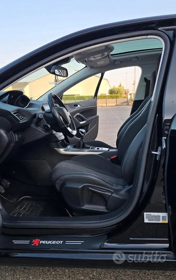 Peugeot 308 2018 photo 5