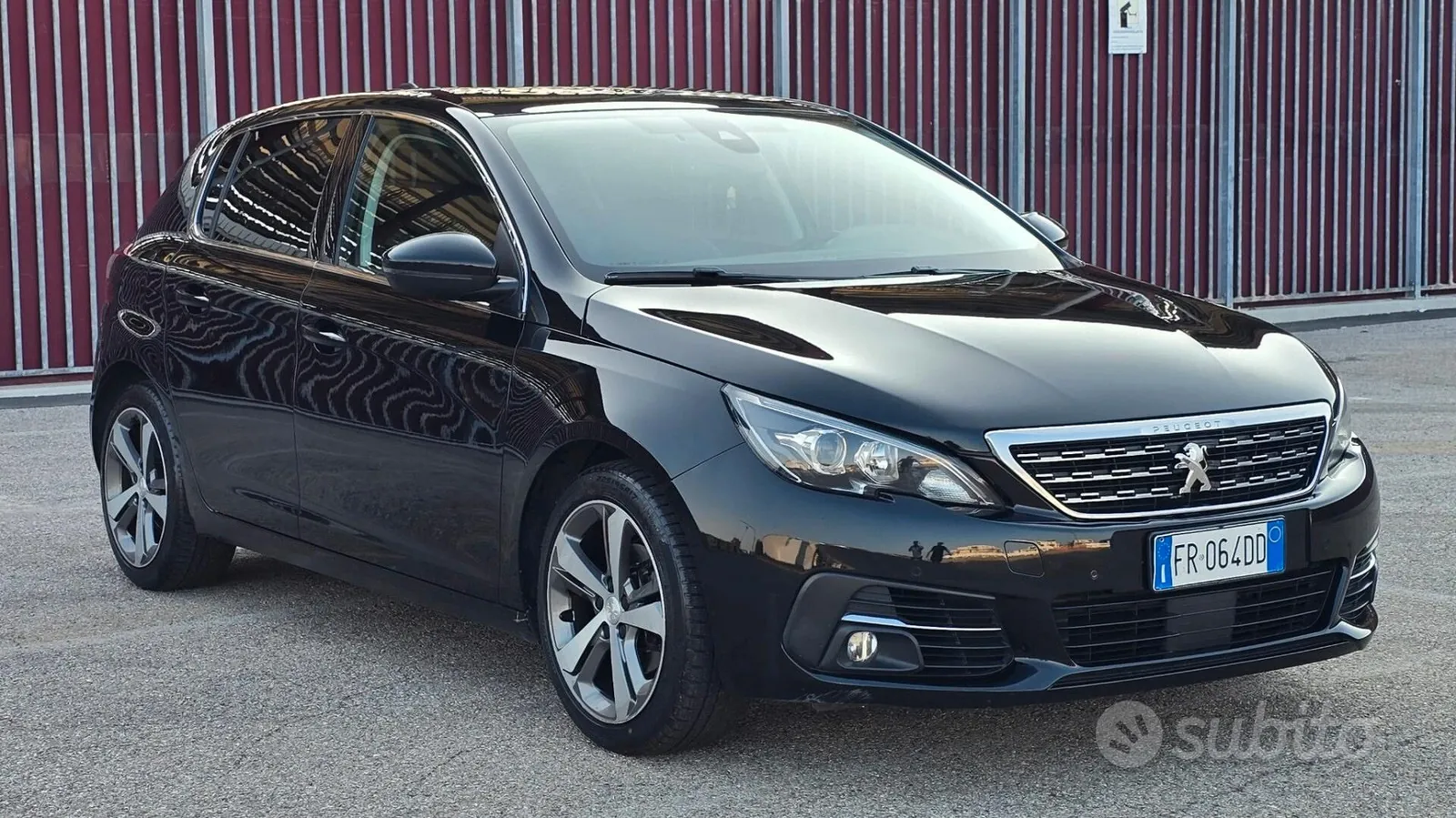 Peugeot 308 2018 photo 2