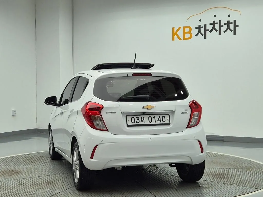 Chevrolet Spark 2016 photo 2