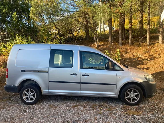 Volkswagen Caddy Maxi 2011 photo 2