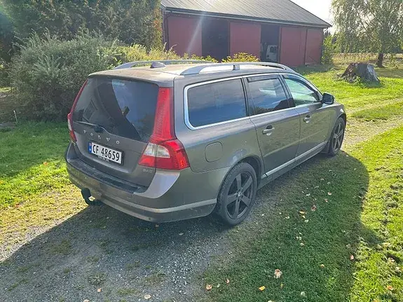 Volvo V70 2008 photo 3