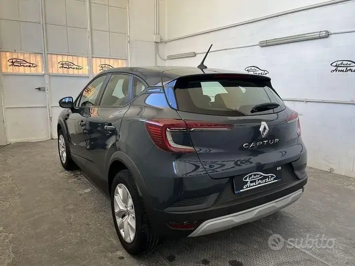 Renault Captur 2024 photo 4