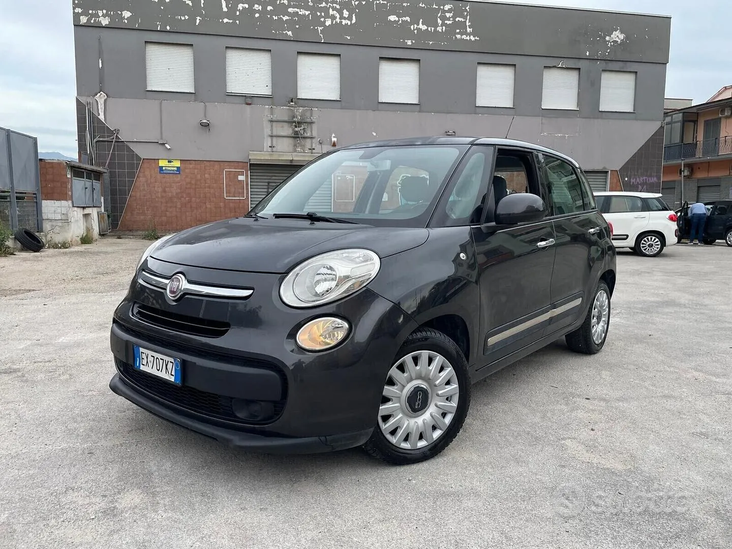 Fiat 500L 2015 photo 2