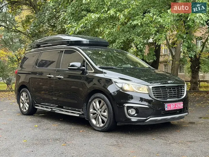 Kia Carnival 2016 photo 2