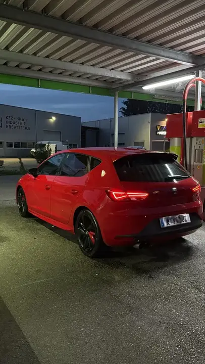 Seat Leon 2014 photo 2