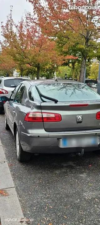 Renault Laguna 2004 photo 2