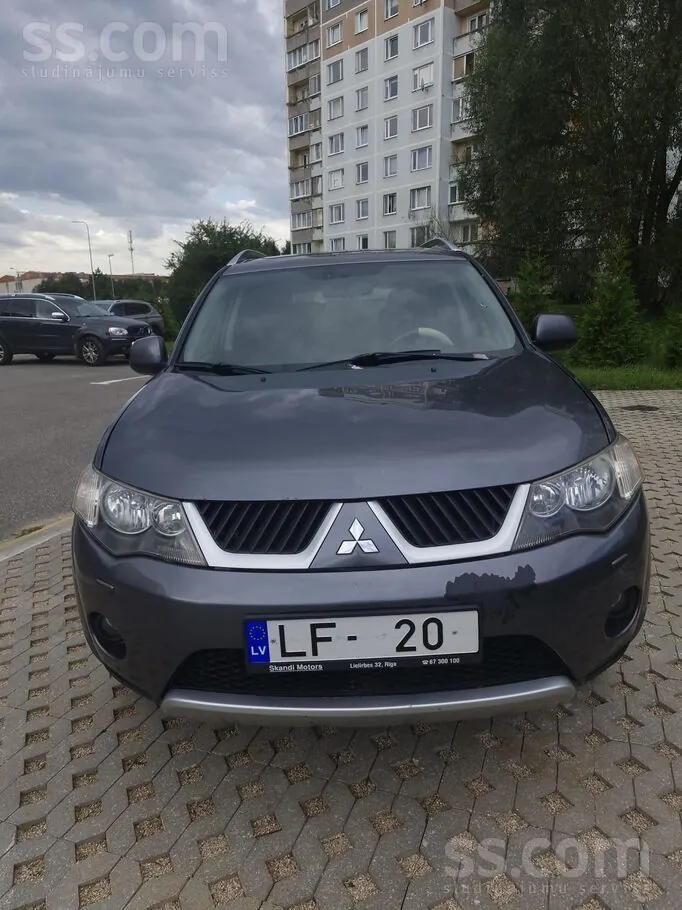 Mitsubishi Outlander 2007 photo 2
