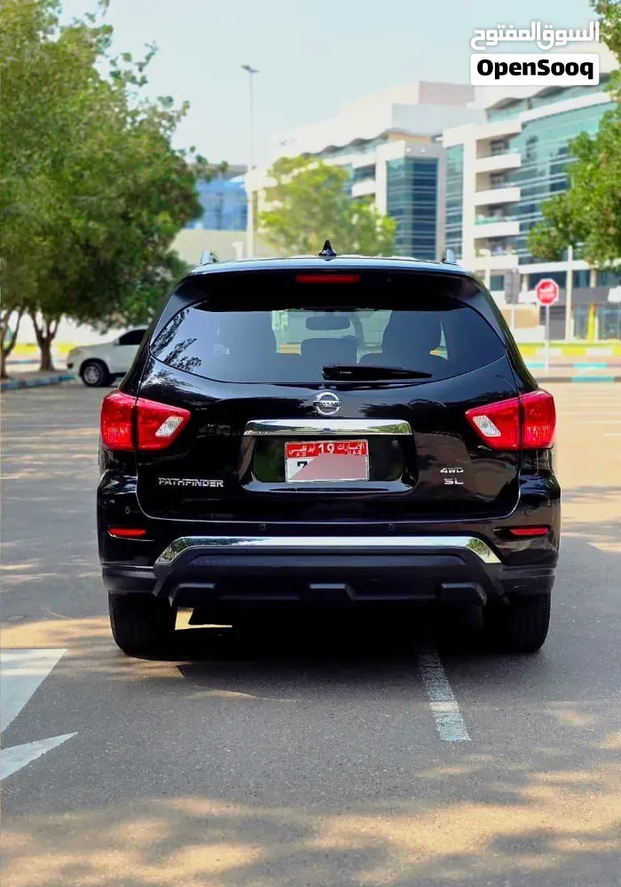 Nissan Pathfinder 2019 photo 2