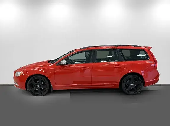 Volvo V70 2010 photo 4