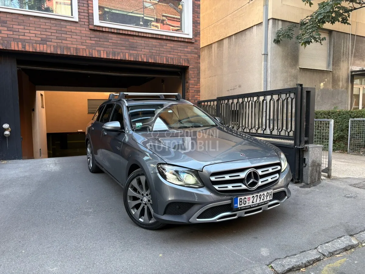 Mercedes-Benz E 220 2017 photo 3