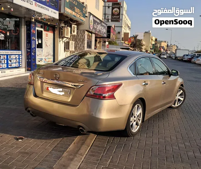 Nissan Altima