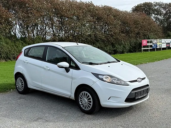 Ford Fiesta 2010 photo 5