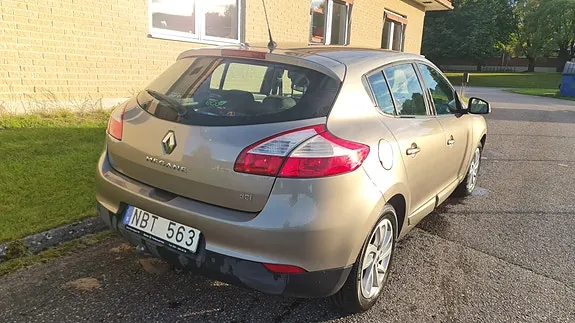 Renault Megane Iii 2013 photo 2