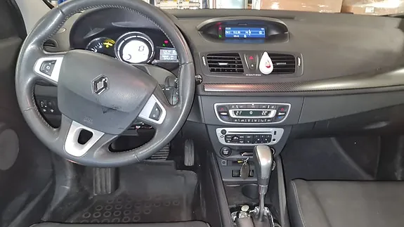 Renault Megane Iii 2013 photo 4