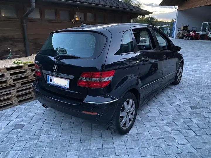 Mercedes-Benz B-Class 2007 photo 3