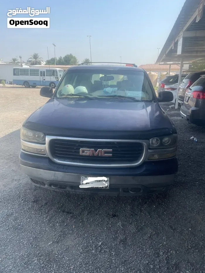 GMC Yukon Xl 2004 photo 2