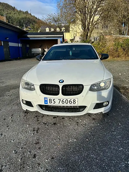 BMW 320D 2012 photo 4