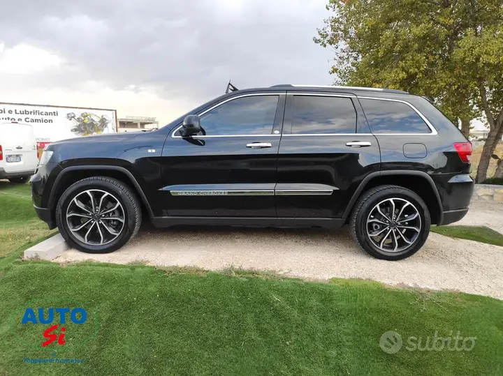 Jeep Grand Cherokee 2012 photo 4