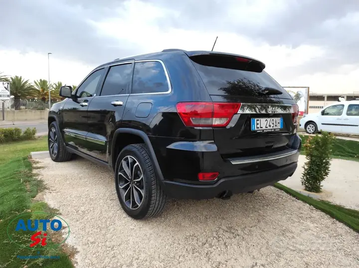 Jeep Grand Cherokee 2012 photo 5