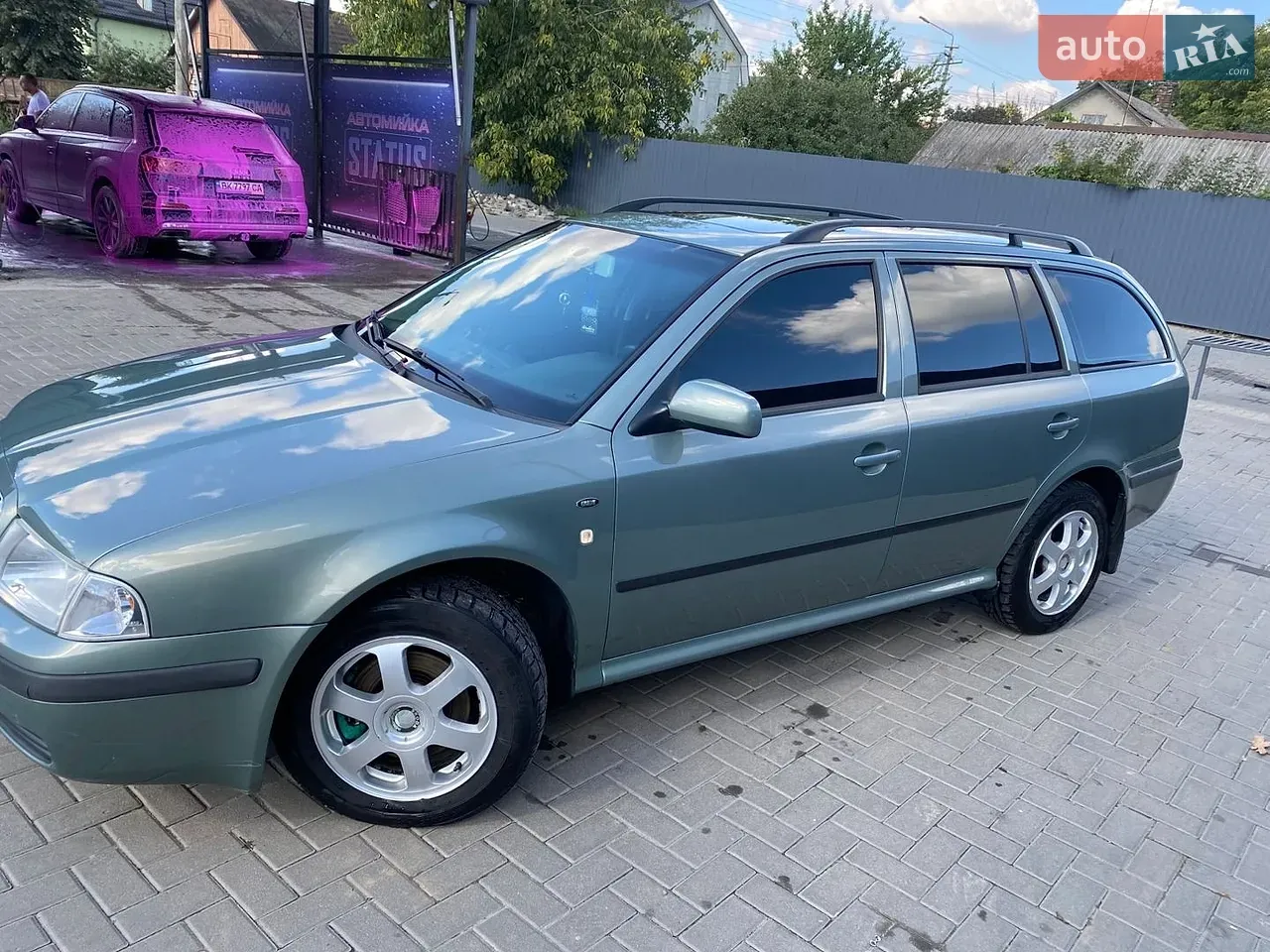 Skoda Octavia 2001 photo 2