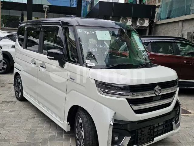 Suzuki Spacia