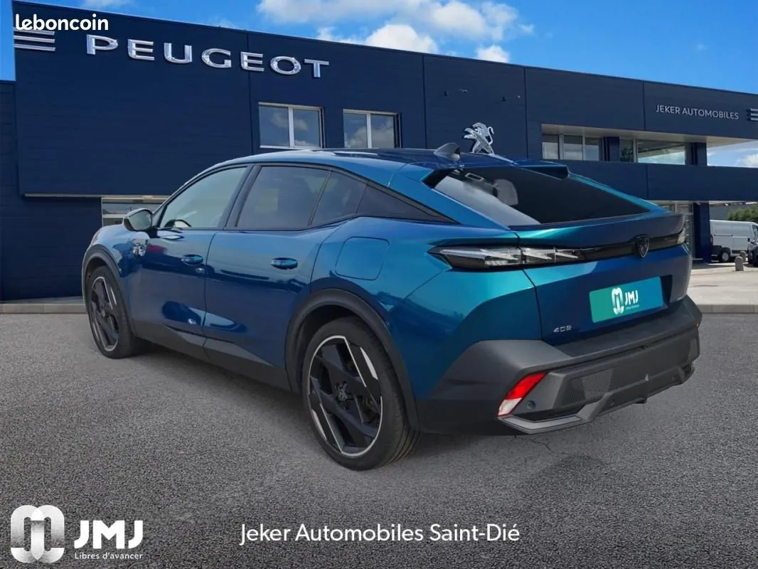 Peugeot 408 2022 photo 2