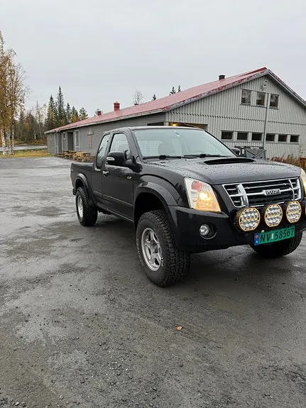 Isuzu D-Max 2008 photo 2