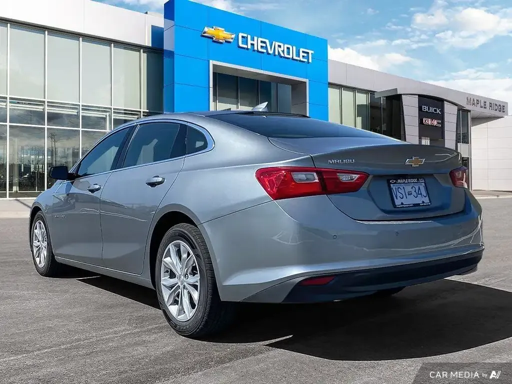 Chevrolet Malibu 2024 photo 3