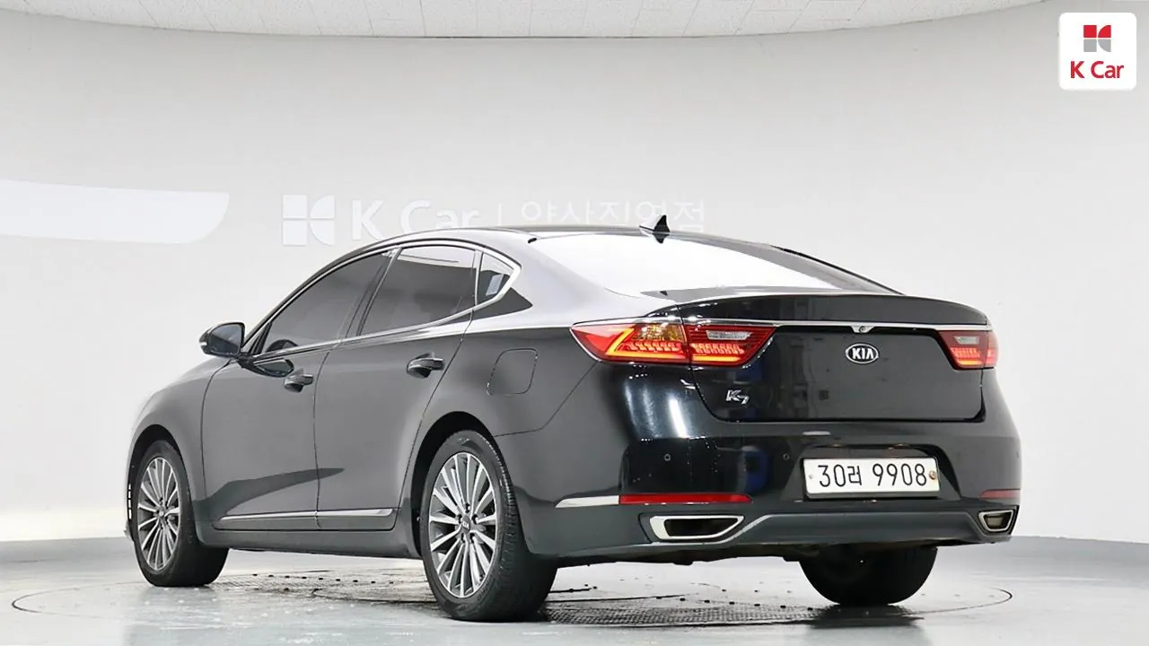 Kia Ol' New K7 2016 photo 2